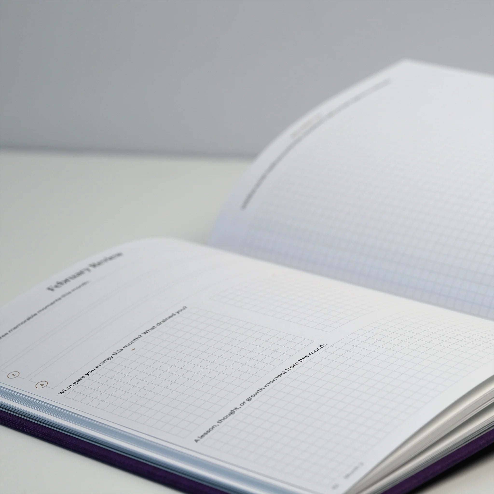 Imperfect 2027 Weekly Planner (Hardcover, Vertical, Heritage 120gsm)