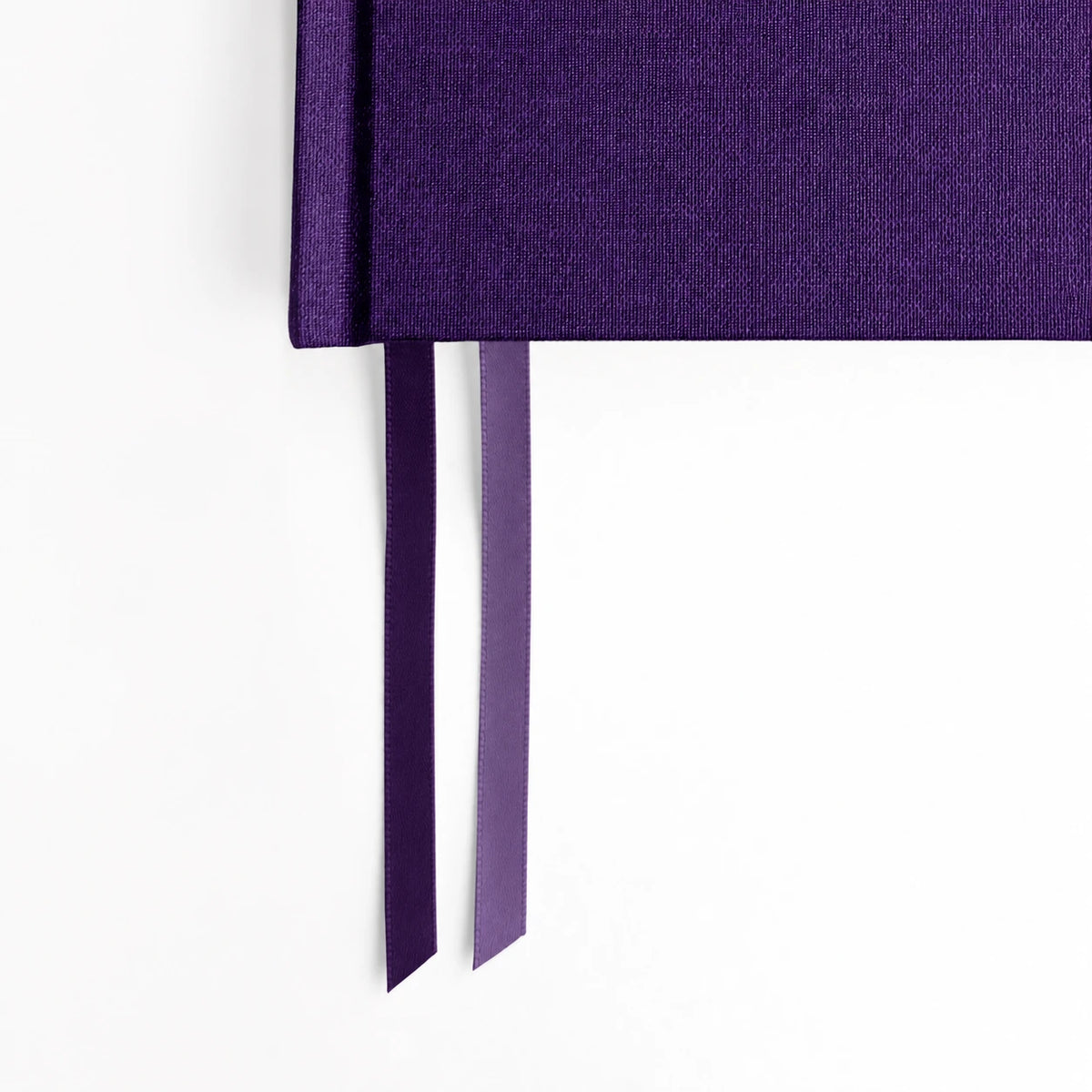 Hemlock & Oak Aura cloth hardcover with two tonal ribbon bookmarks #color_aura