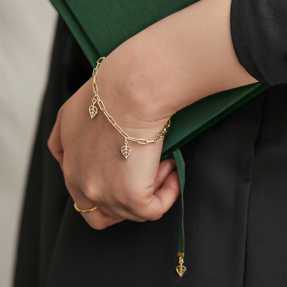 Leaf charm bracelet, made in Canada, sustainable Mejuri and Pandora alternative.