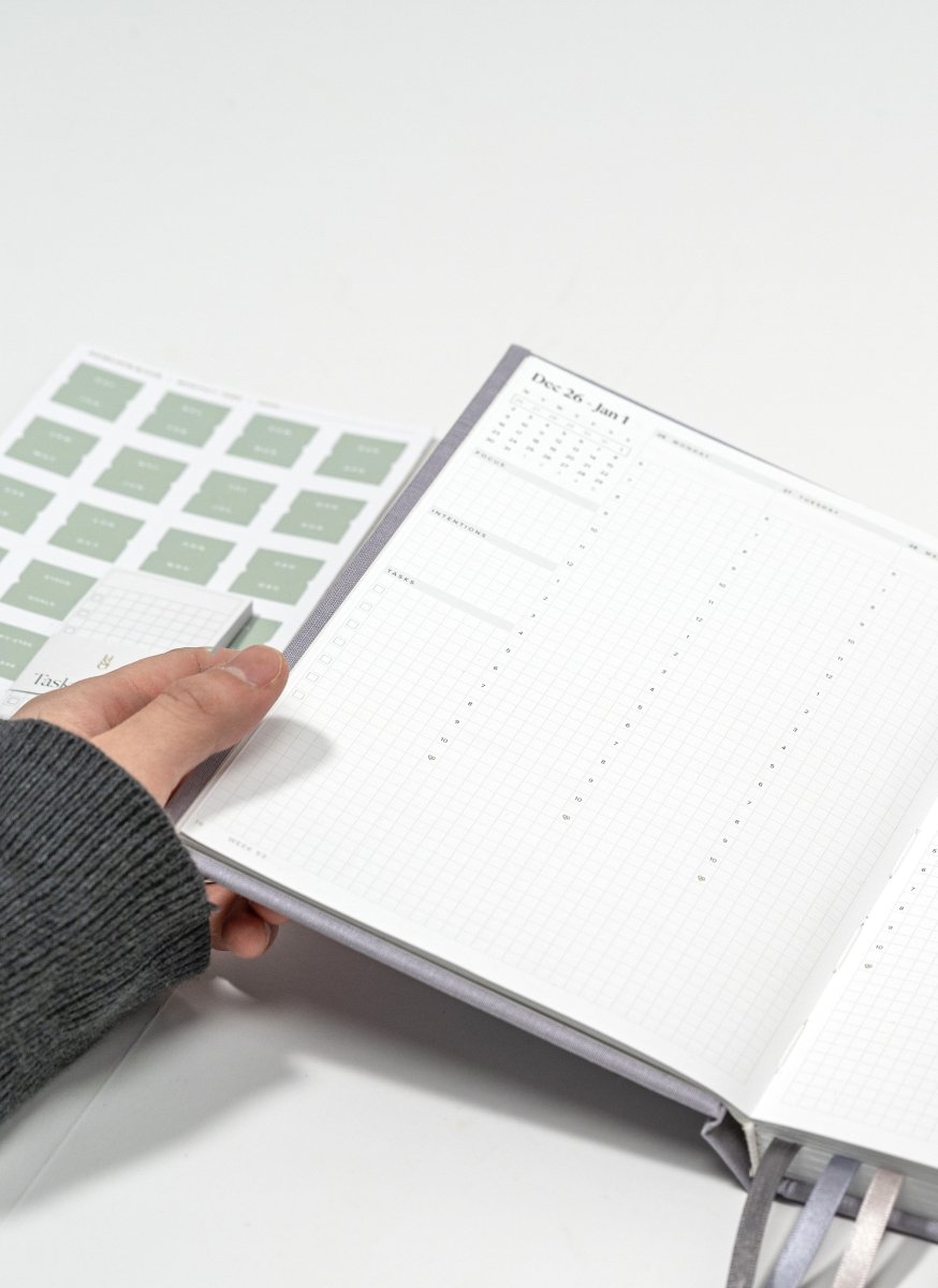 How to Add Monthly Tabs to your Planner - Hemlock & Oak