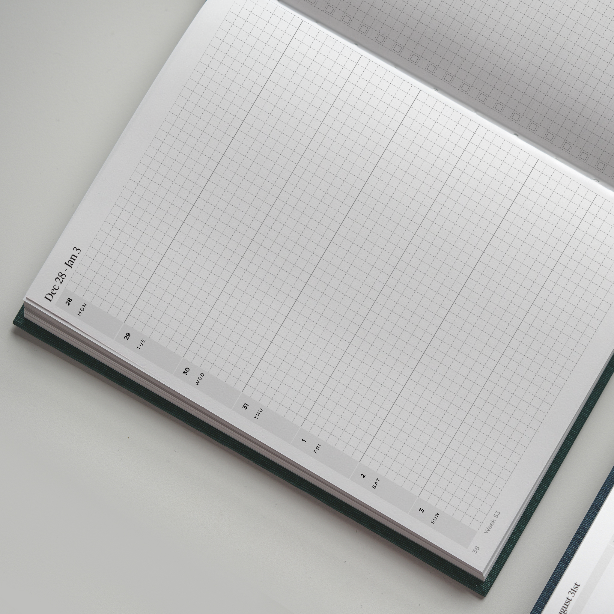 2027 B5 Minimalist Horizontal Planner (Hardcover, Archivist 120gsm)