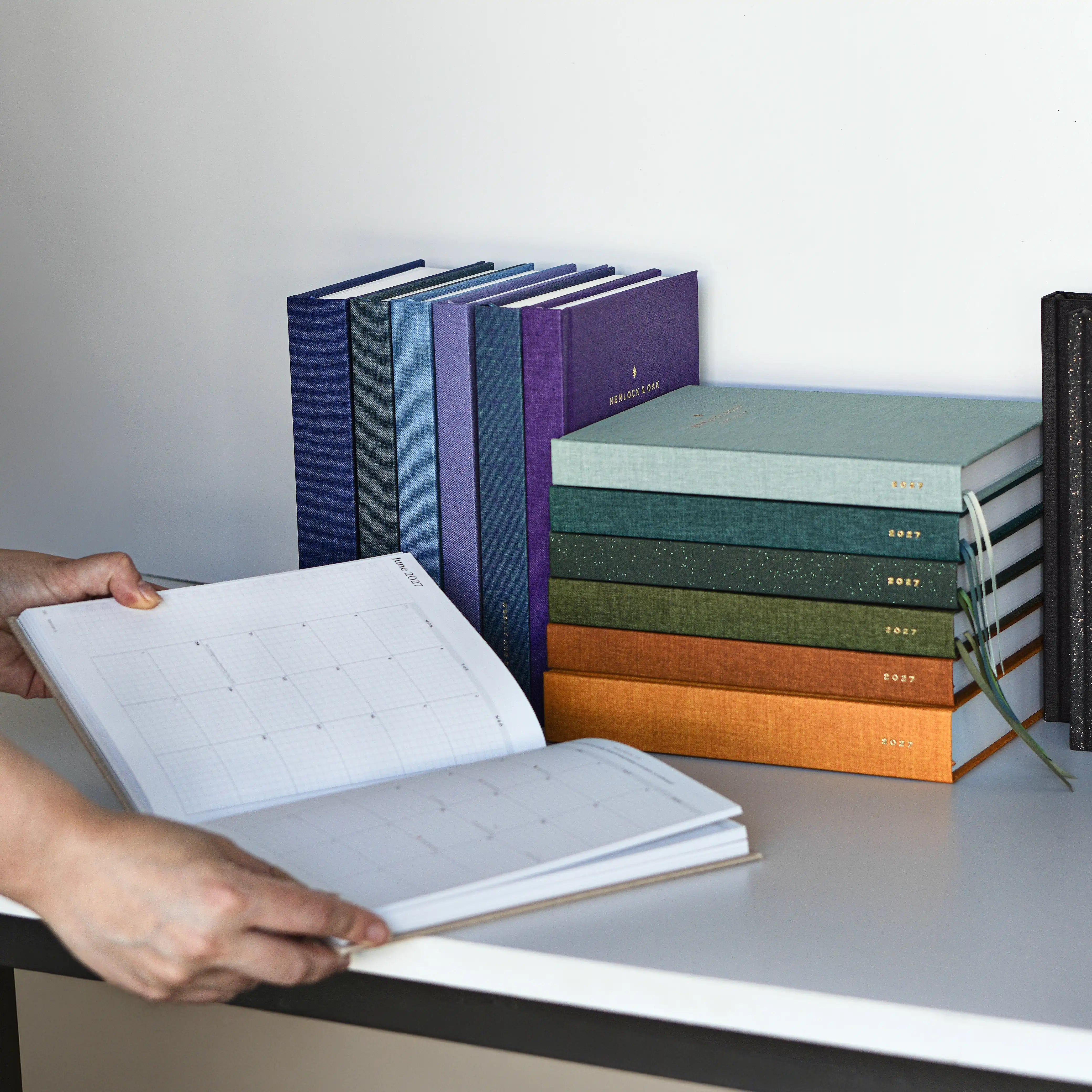 Imperfect 2027 Minimalist Daily Planner (Hardcover, Heritage 120gsm)