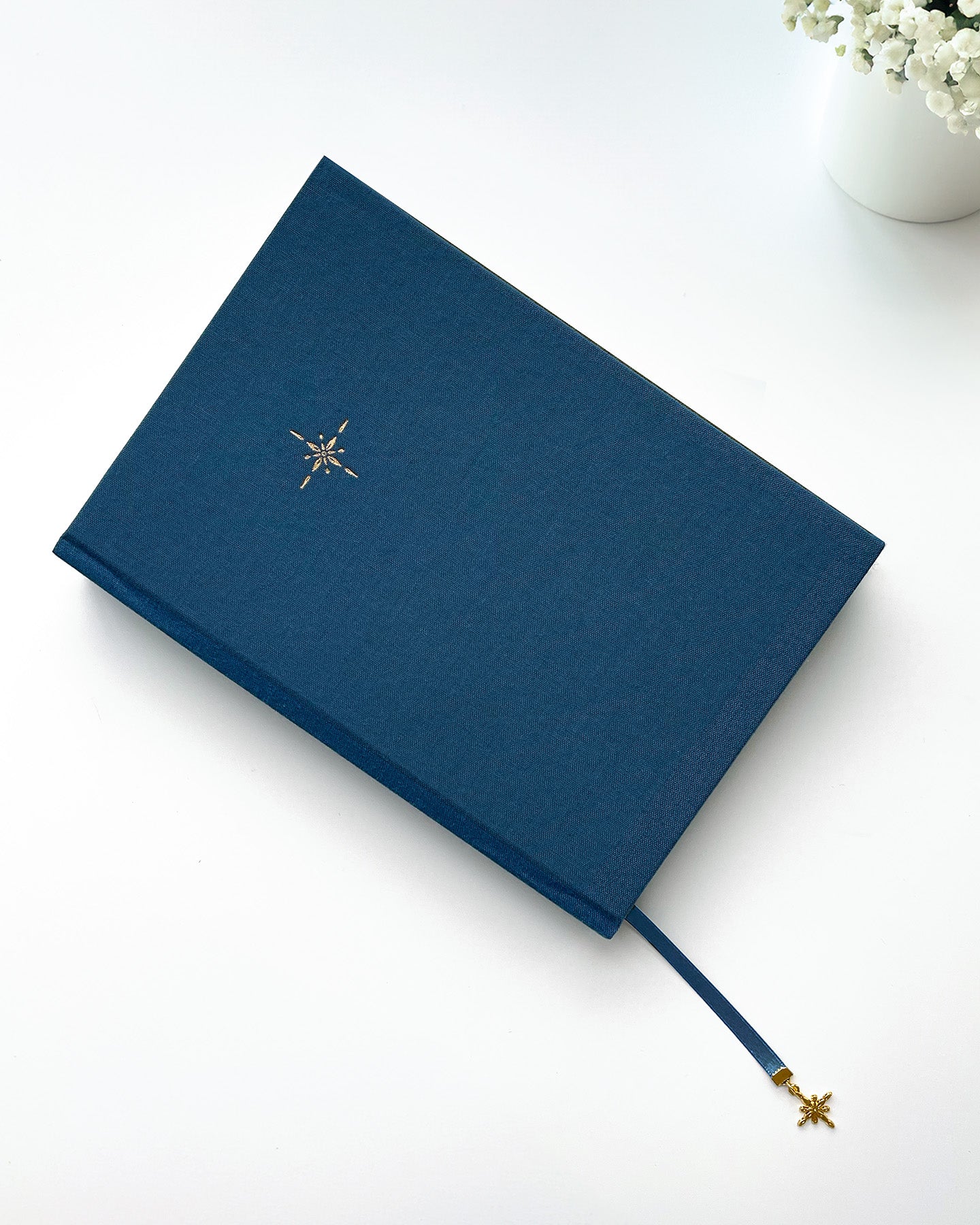 Luminé Dotted Notebook